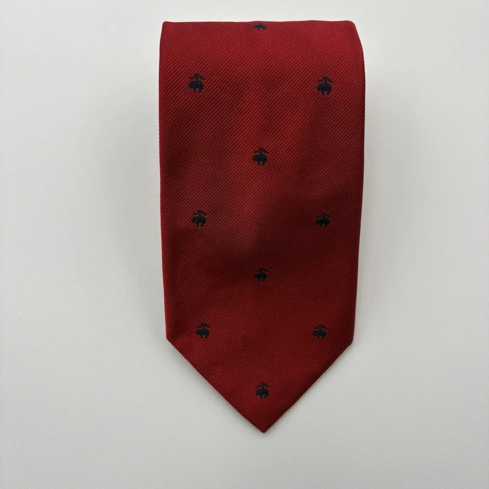 Brooks Brothers Tie Mens Red Silk Golden Fleece Logo Geometric Uniform Width 3.5
